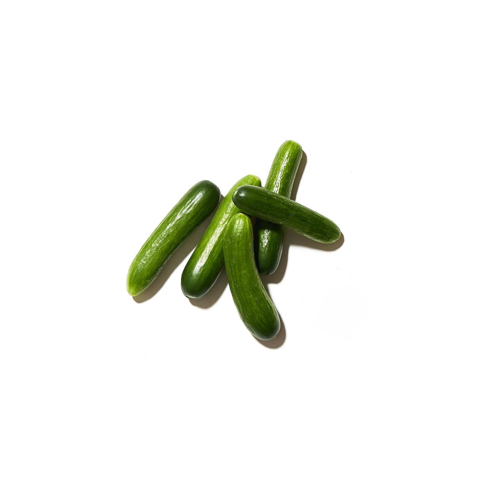 Smágúrkur pakkaðar